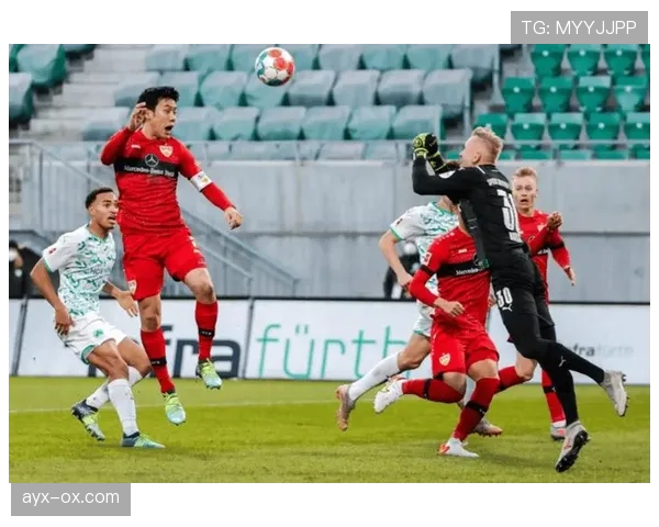 哥伦比亚队状态回暖,世界杯预选赛表现稳健引关注 哥伦比亚队状态回暖,世界杯预选赛表现稳健引关注