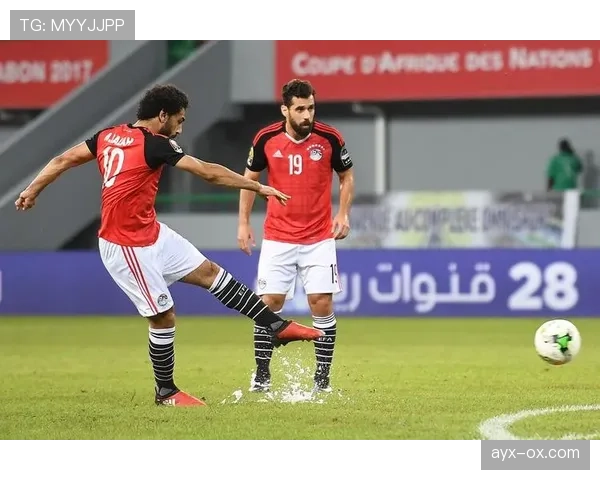 萨拉赫任意球建功,助球队再创佳绩 萨拉赫任意球建功,助球队再创佳绩