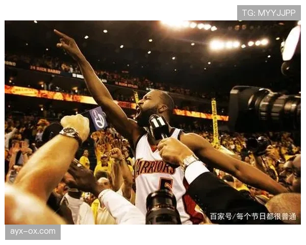 戴维斯战术灵活应对新挑战,球队稳健表现展现全新风貌 戴维斯战术灵活应对新挑战,球队稳健表现展现全新风貌